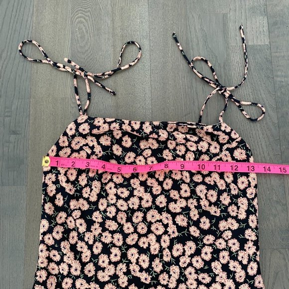 Princess Polly Franklyn mini dress | Black floral strappy mini dress | US size 0 - Picture 5 of 12